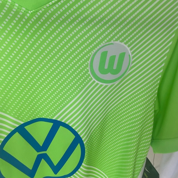 NIKE VFL Wolfsburg Soccer Home Jersey 2020/2021. - Picture 10 of 10